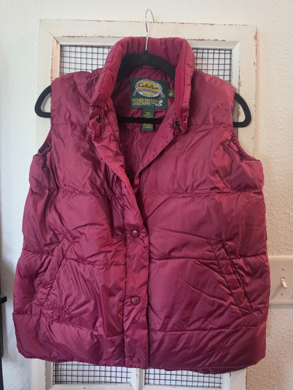 Cabelas Puffer Vest